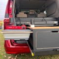cocina de baúl, instalación de baúl, caja de camping vw california beach tour t7.jpg